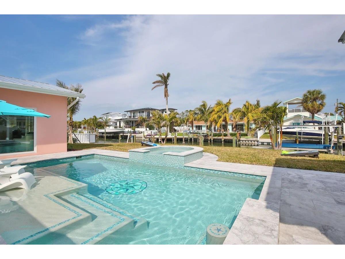 605 Concord Lane Holmes Beach FL 34217 A4690364 image33