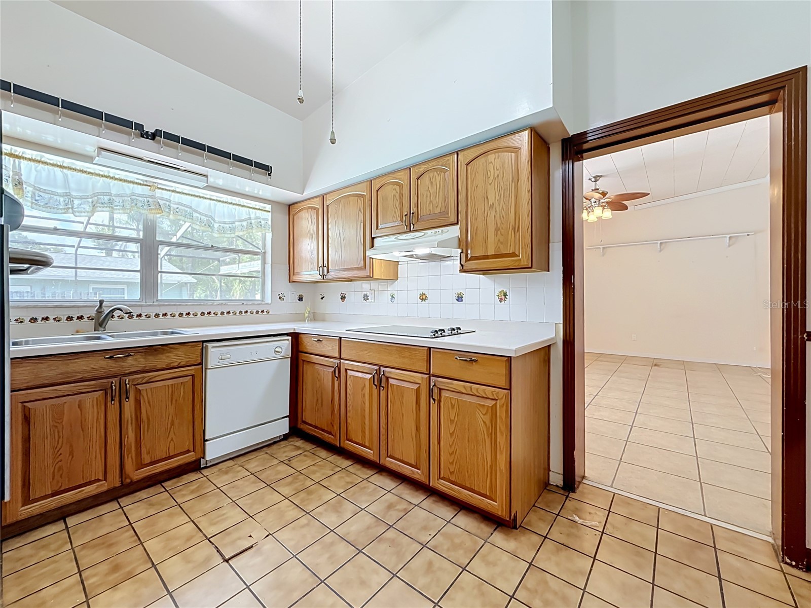 605 Courtney Drive Tampa FL 33617 TB8517226 image14