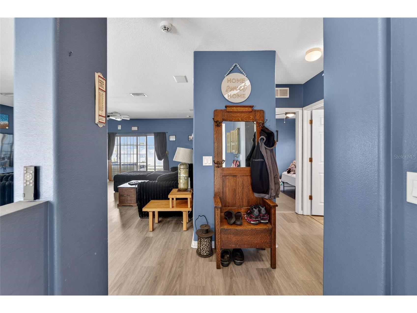 605 Cypress Park Avenue Tarpon Springs FL 34689 TB8488742 image2