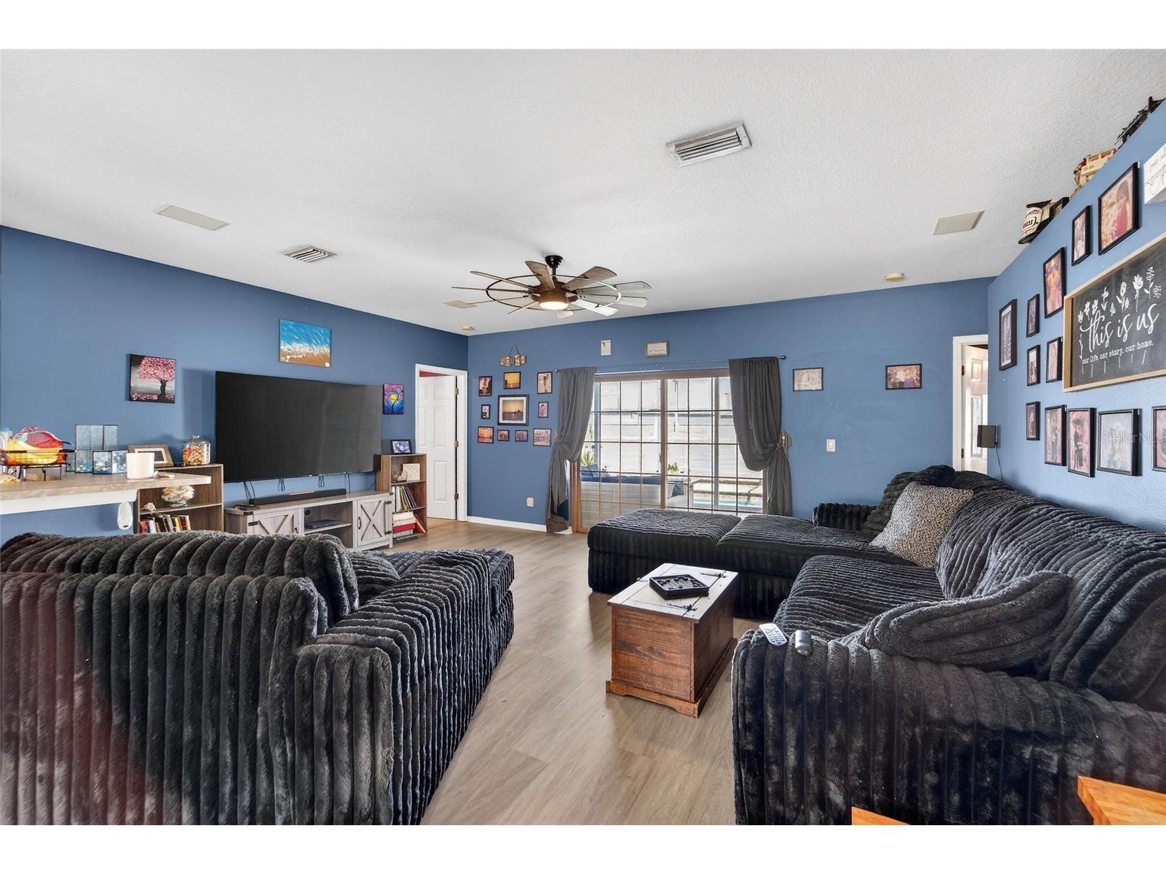 605 Cypress Park Avenue Tarpon Springs FL 34689 TB8488742 image5
