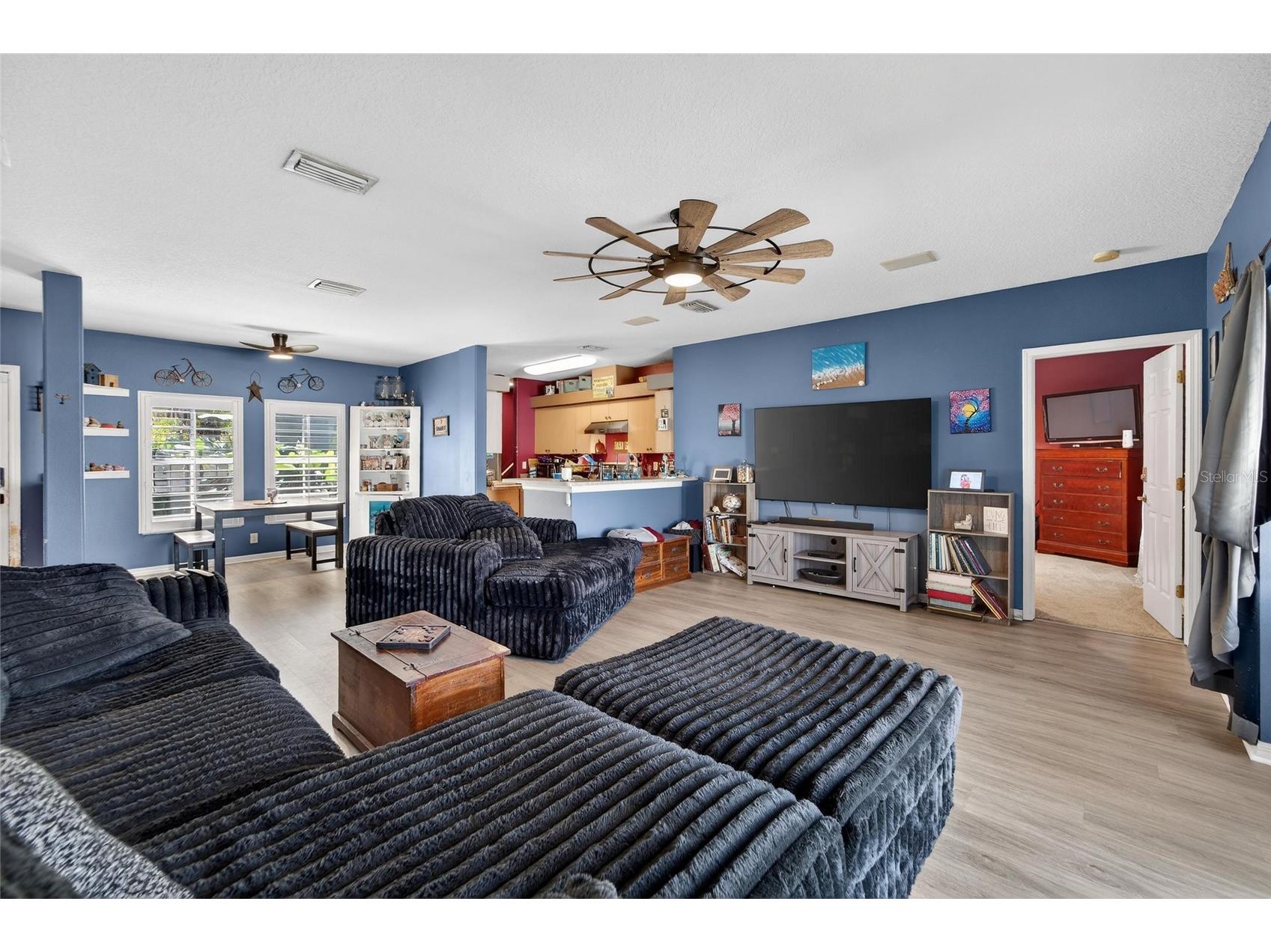 605 Cypress Park Avenue Tarpon Springs FL 34689 TB8488742 image6