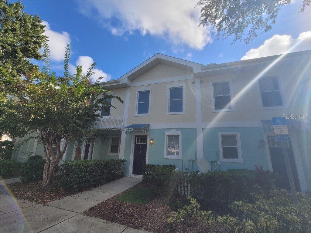 605 Elmhurst Court Kissimmee FL 34744 S5130886 image1