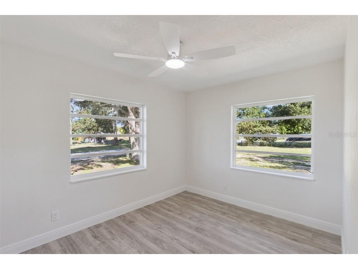 605 Florida Avenue Dundee FL 33838 P4936463 image16