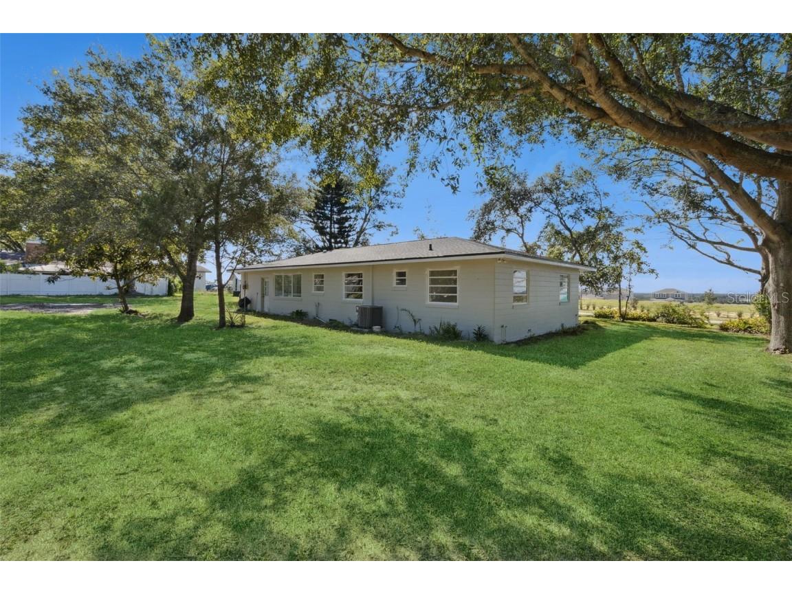 605 Florida Avenue Dundee FL 33838 P4936463 image19