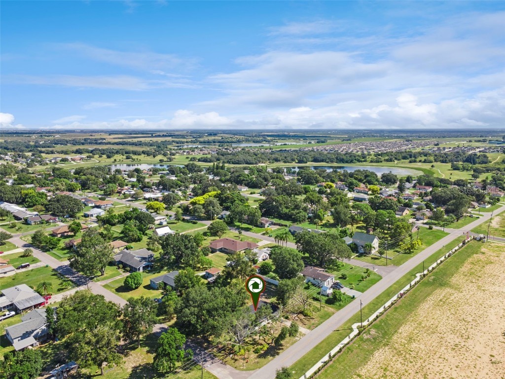 605 Florida Avenue Dundee FL 33838 P4936463 image23