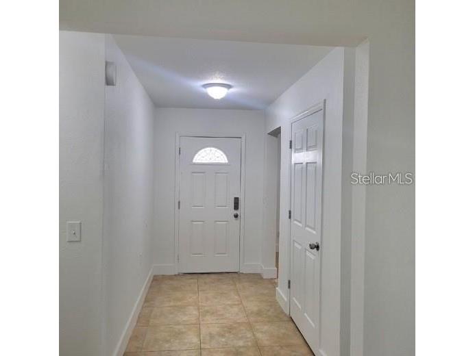 605 Hillpoint Way Brandon FL 33510 TB8528220 image2