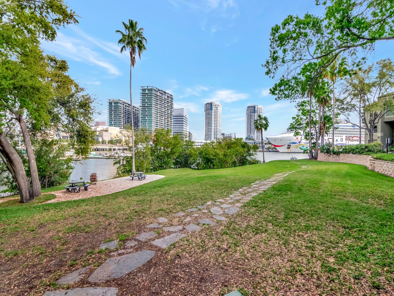 605 Island Place Way Tampa FL 33602 TB8485956 image41