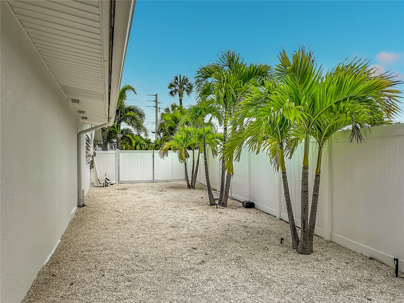 605 Key Royale Drive Bradenton Beach FL 34217 A4694873 image14