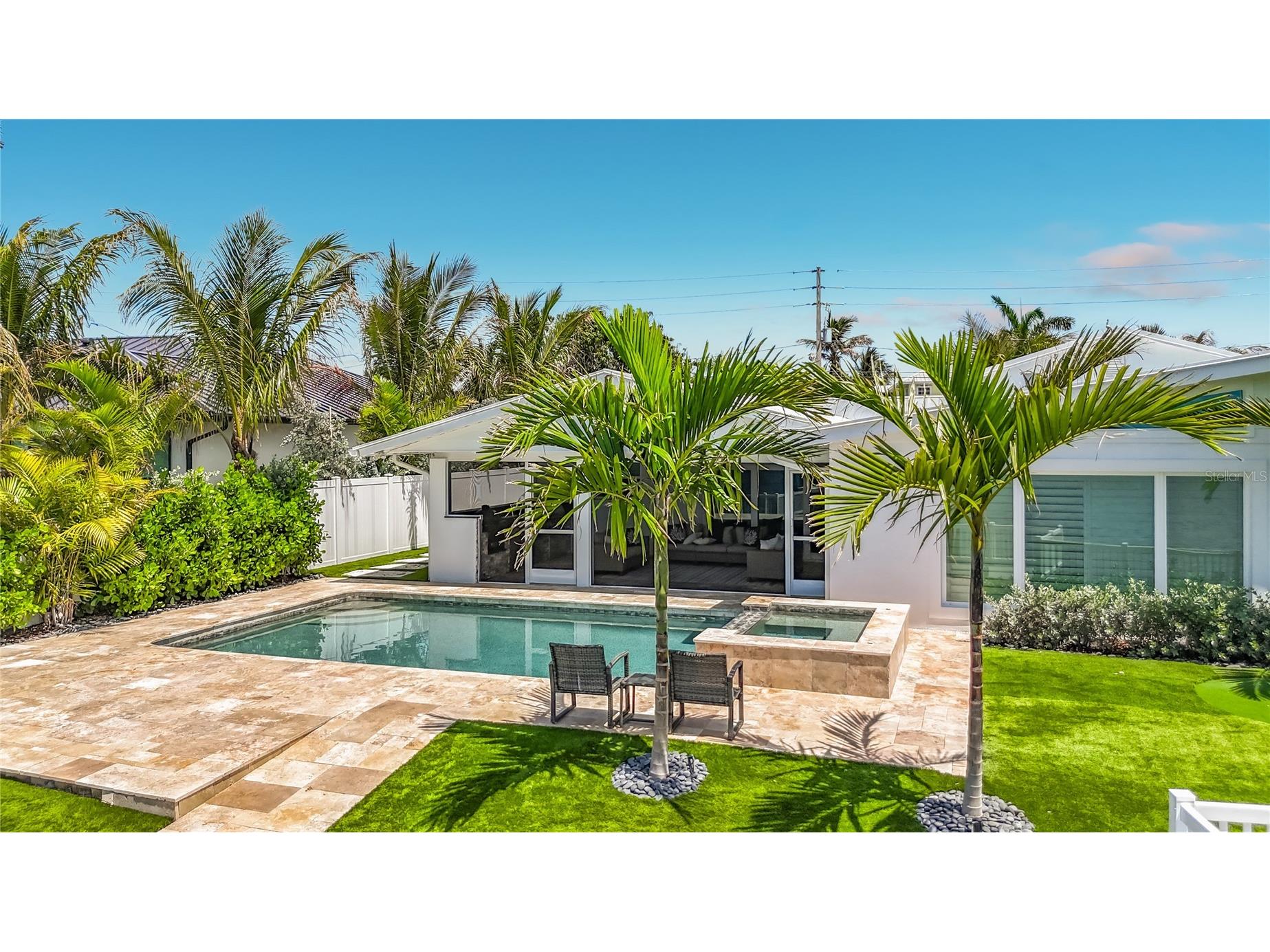 605 Key Royale Drive Bradenton Beach FL 34217 A4694873 image5