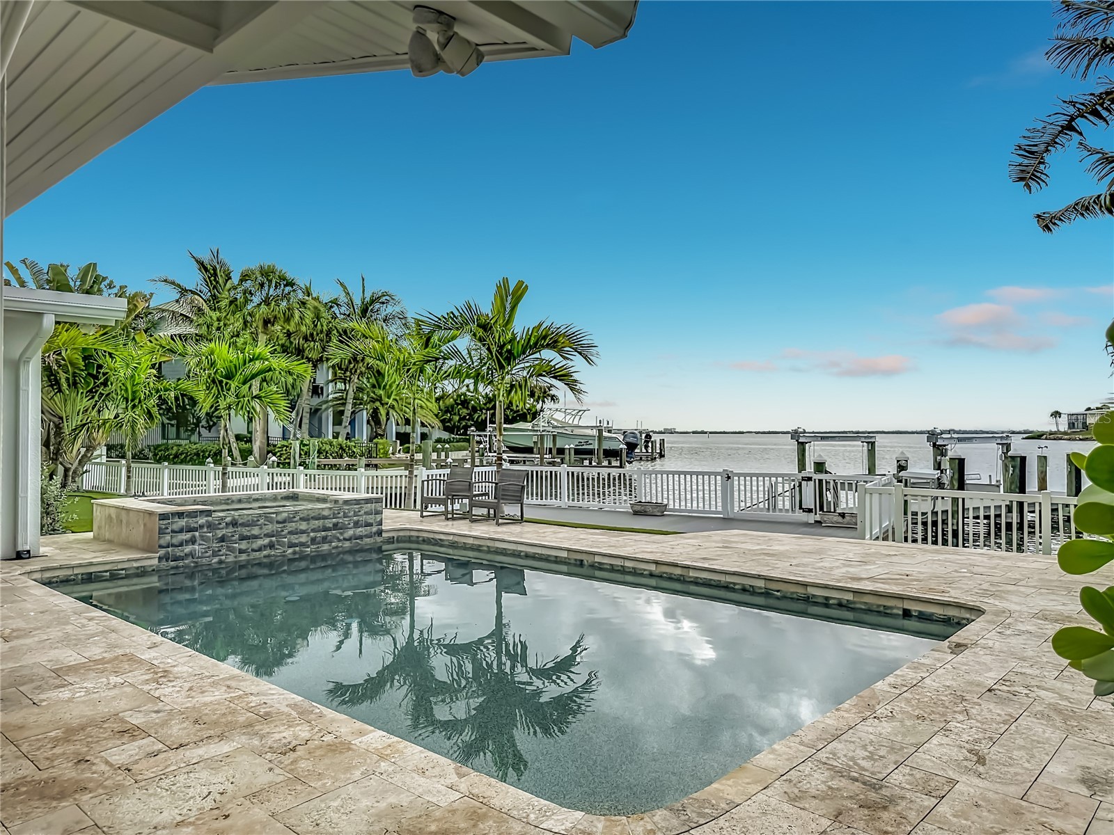 605 Key Royale Drive Bradenton Beach FL 34217 A4694873 image8