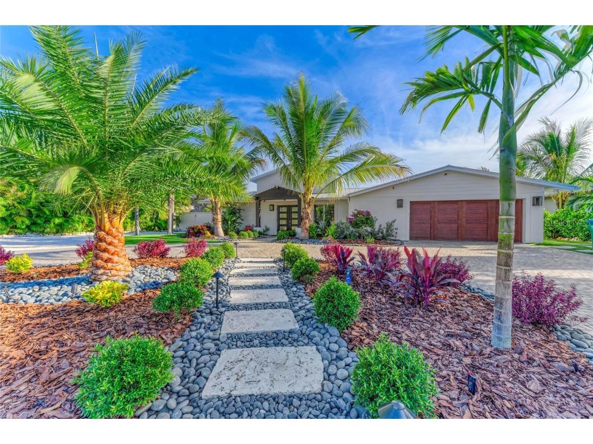 605 Key Royale Drive Holmes Beach FL 34217 - GULF OF MEXICO A4670953 image2