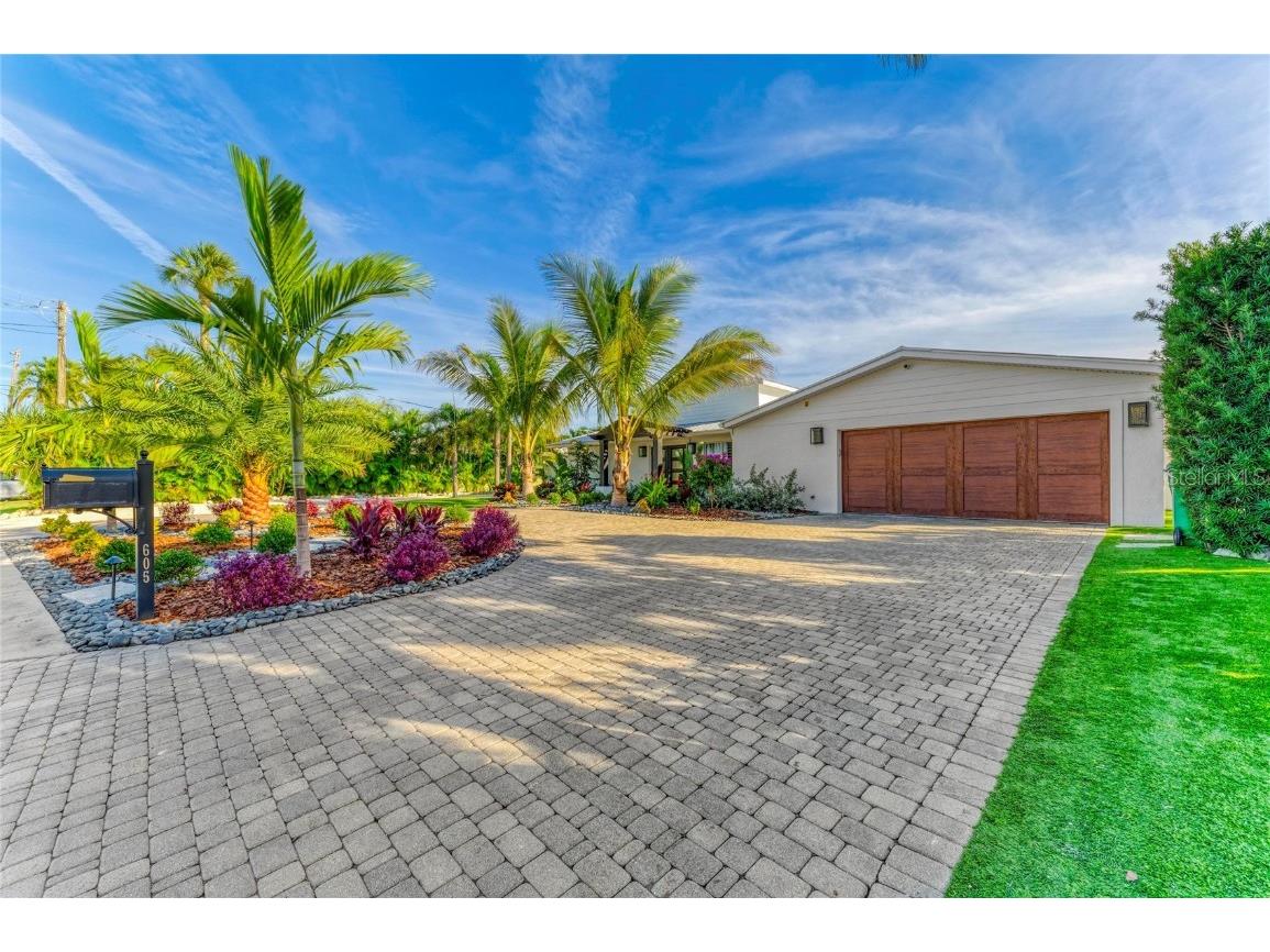 605 Key Royale Drive Holmes Beach FL 34217 - GULF OF MEXICO A4670953 image3