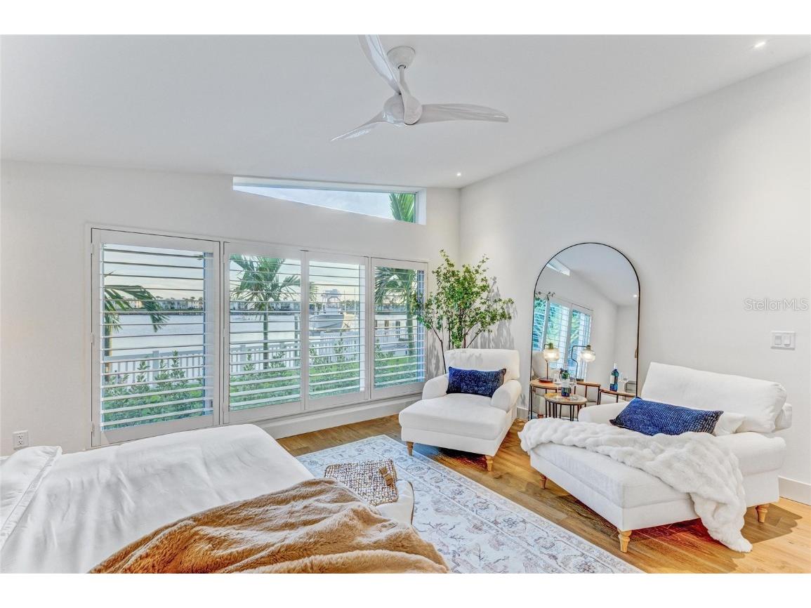 605 Key Royale Drive Holmes Beach FL 34217 - GULF OF MEXICO A4670953 image41