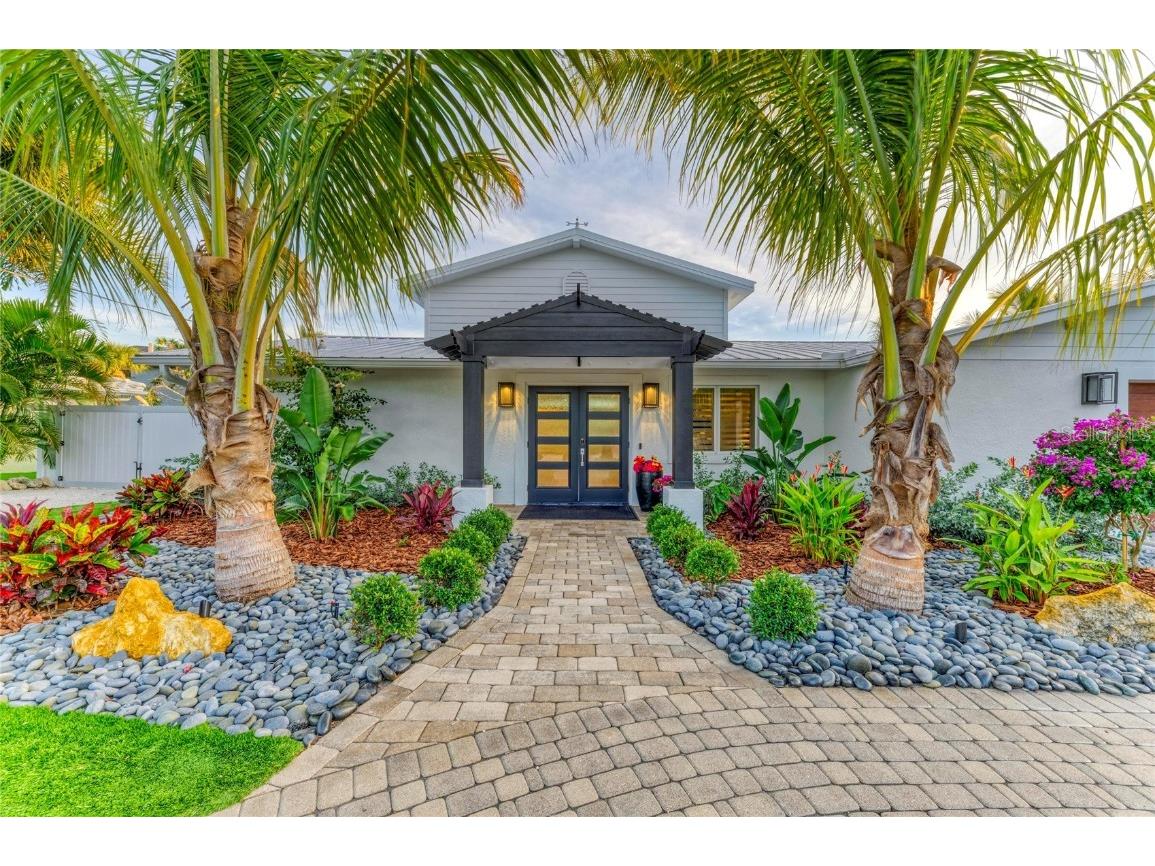 605 Key Royale Drive Holmes Beach FL 34217 - GULF OF MEXICO A4670953 image6