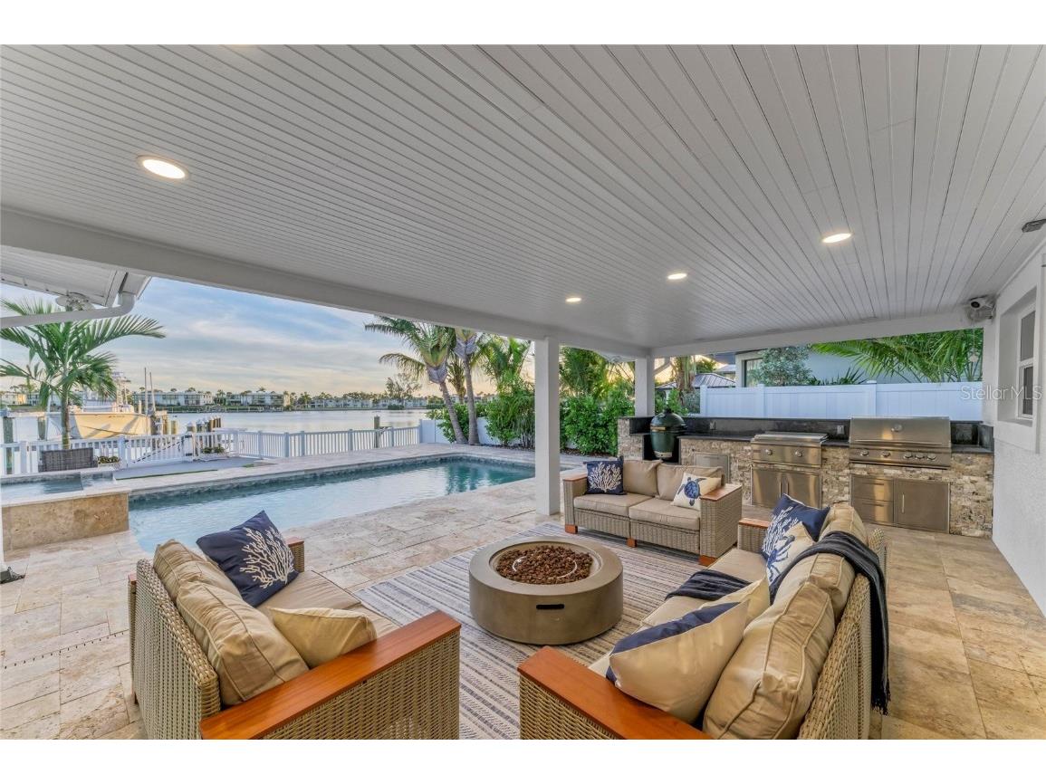 605 Key Royale Drive Holmes Beach FL 34217 - GULF OF MEXICO A4670953 image69