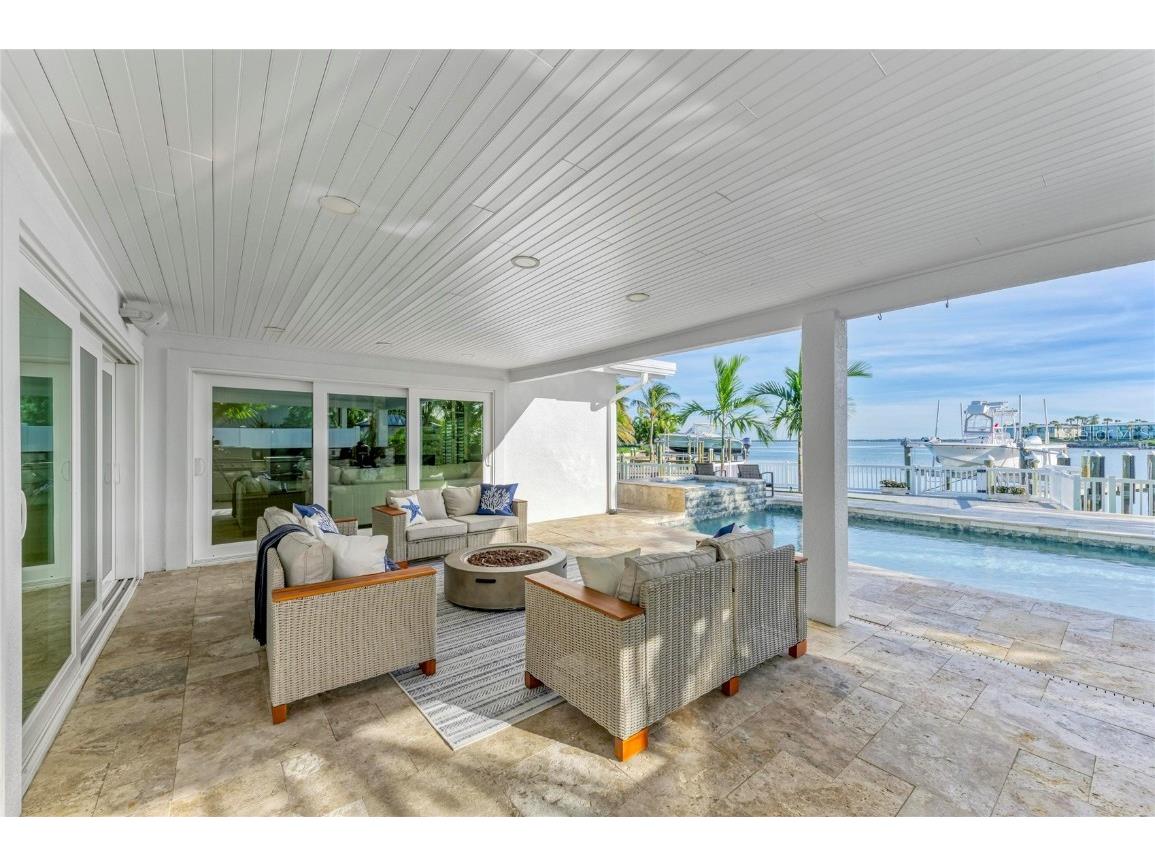 605 Key Royale Drive Holmes Beach FL 34217 - GULF OF MEXICO A4670953 image74