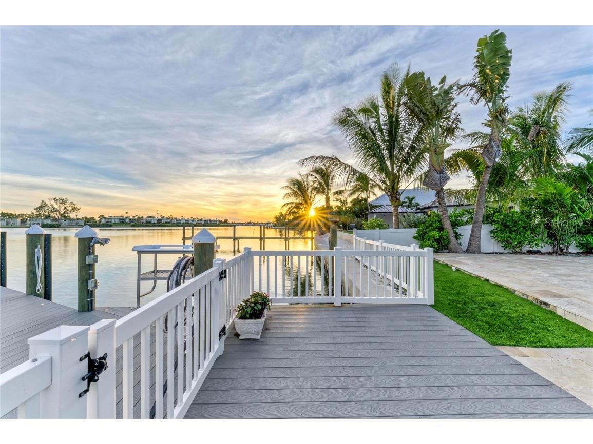 605 Key Royale Drive Holmes Beach FL 34217 - GULF OF MEXICO A4670953 image82