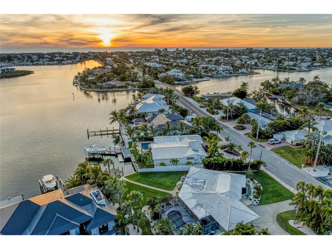 605 Key Royale Drive Holmes Beach FL 34217 - GULF OF MEXICO A4670953 image84