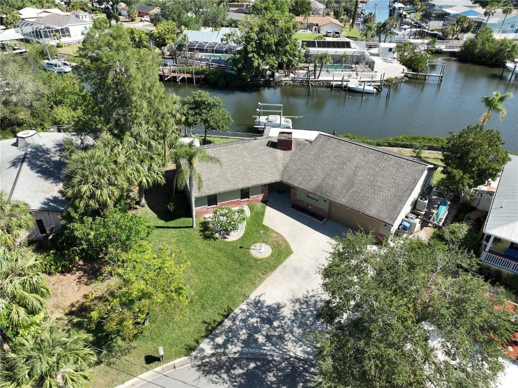 605 Kingston Court Apollo Beach FL 33572 T3441137 image1