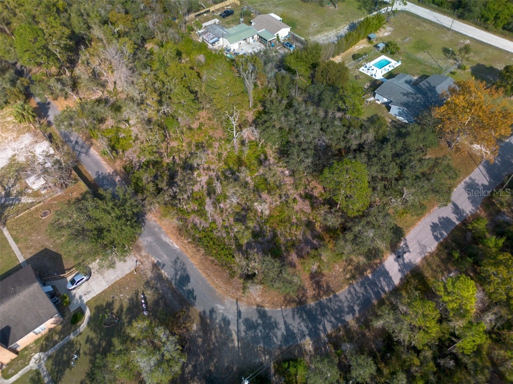 605 Lake Butler Avenue Osteen FL 32764 V4945907 image6