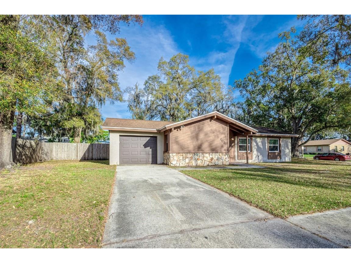 605 Limber Lane Lakeland FL 33810 L4942968 image1