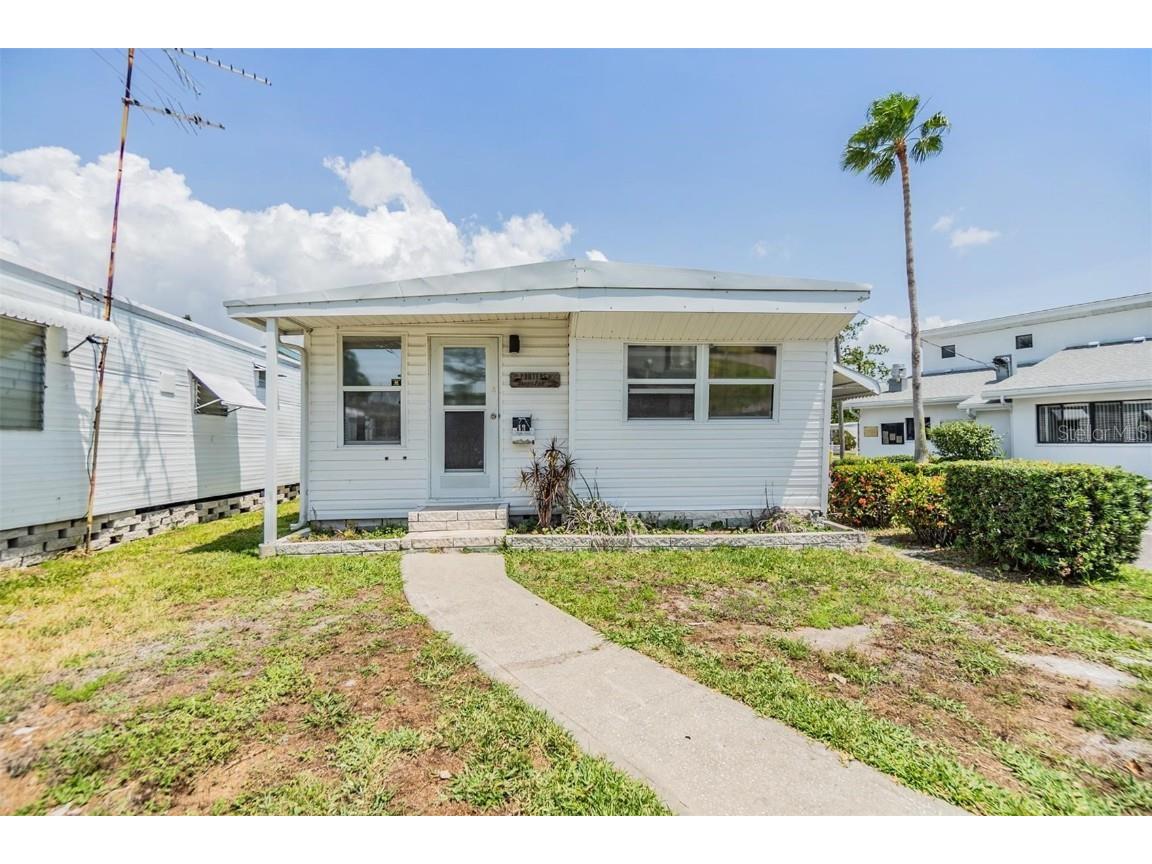 605 Michigan Boulevard #13 Dunedin FL 34698 - Cedar Creek TB8384868 image1