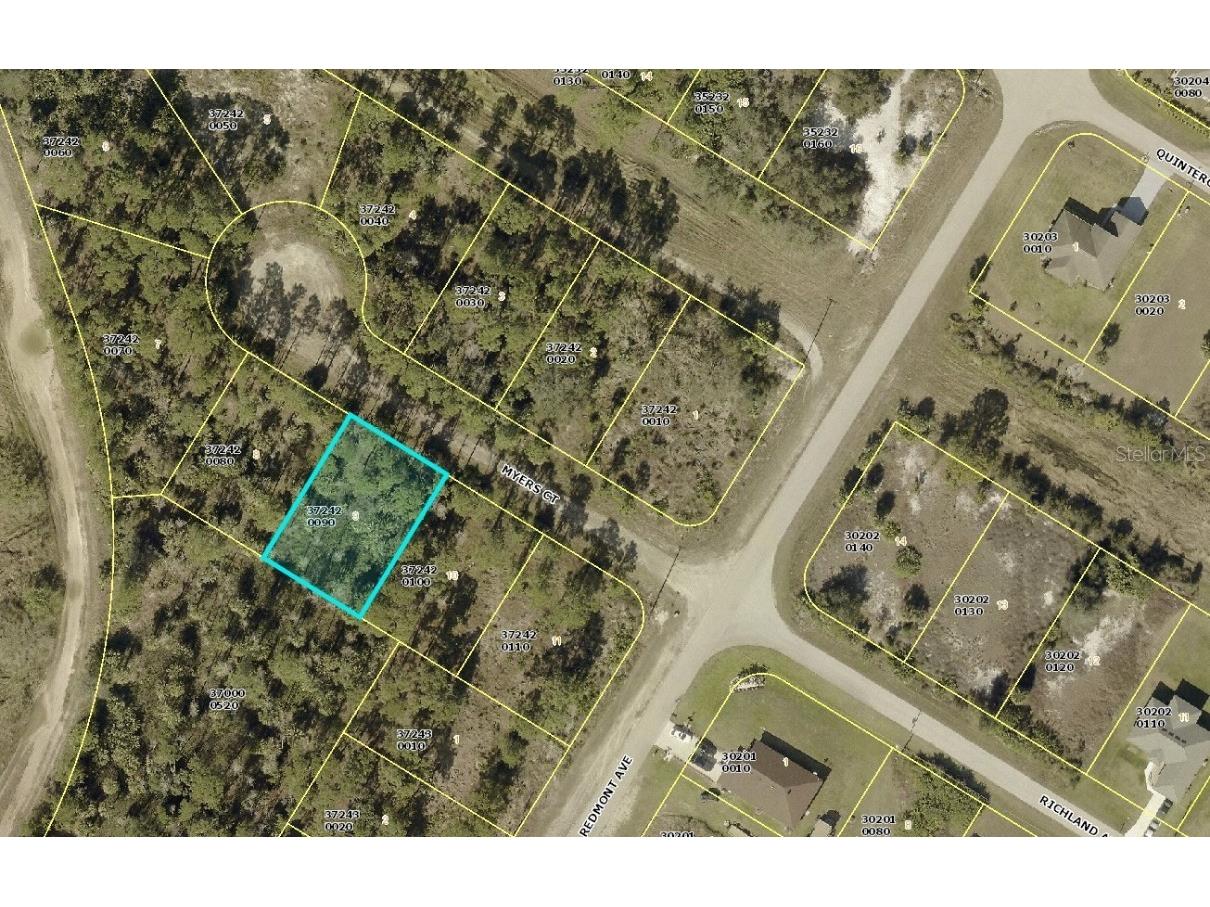 605 Myers Court Lehigh Acres FL 33972 OM710817 image2