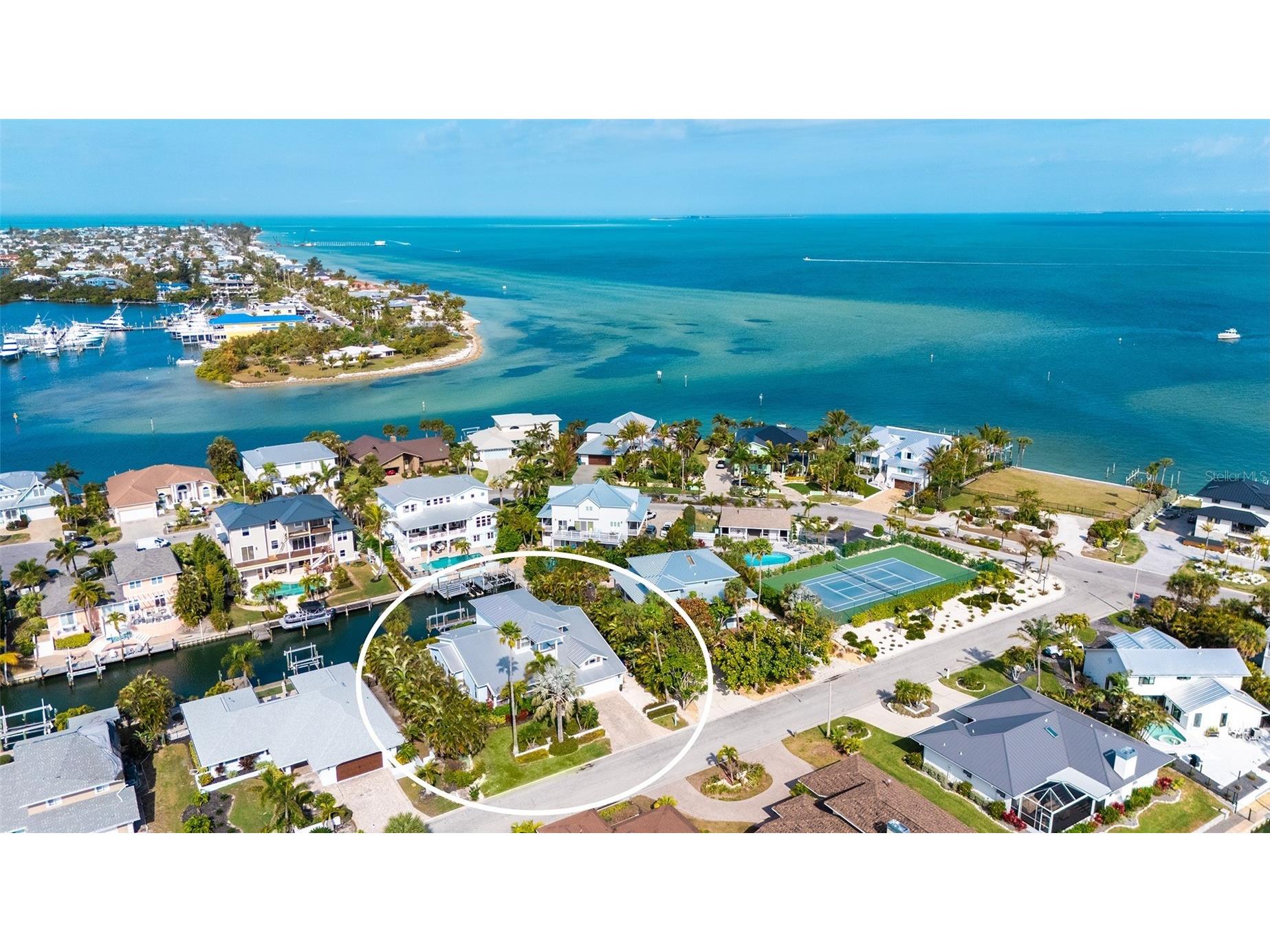605 N Point Drive Holmes Beach FL 34217 - BIMINI BAY A4683720 image3