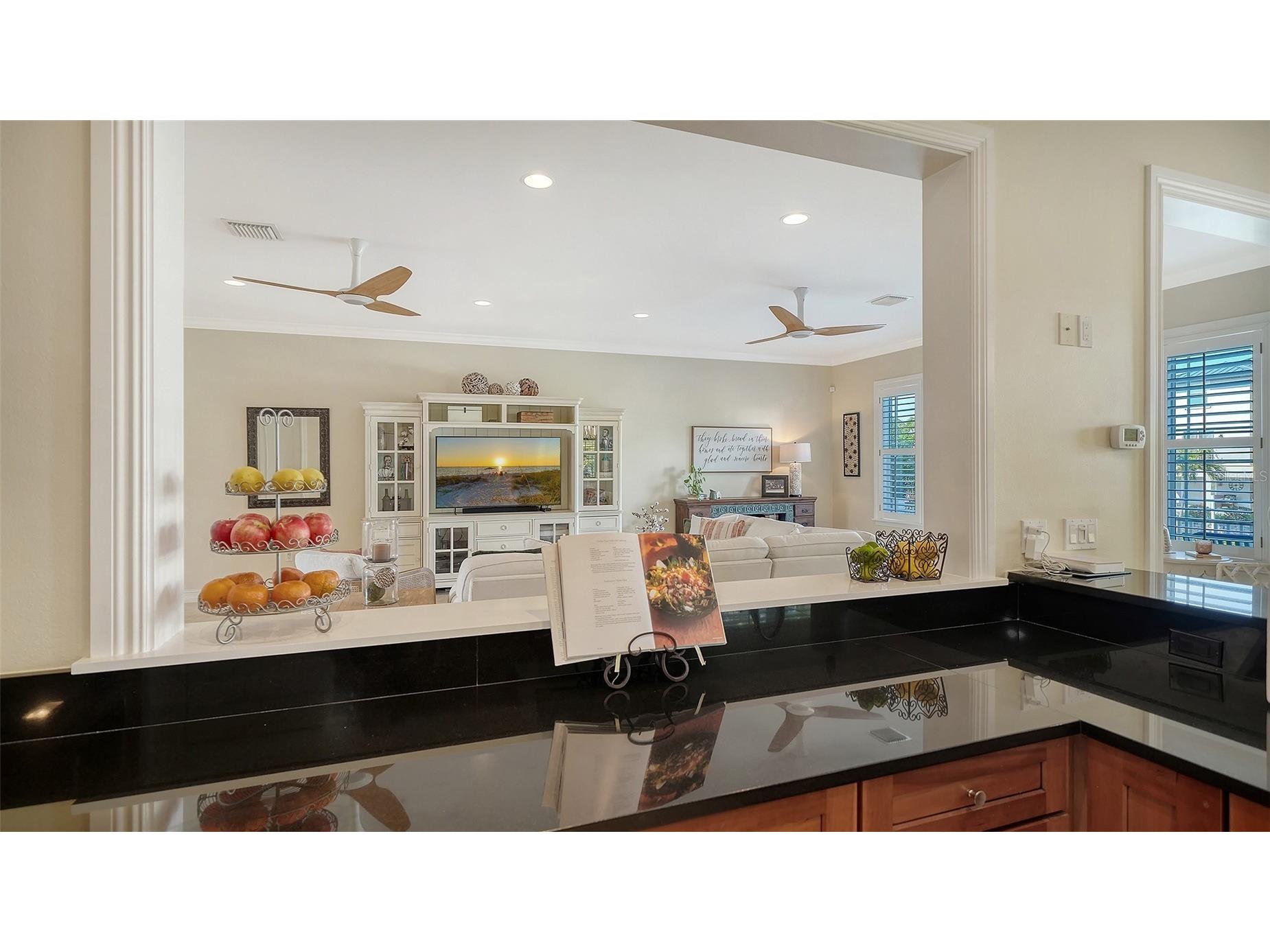 605 N Point Drive Holmes Beach FL 34217 - BIMINI BAY A4683720 image41