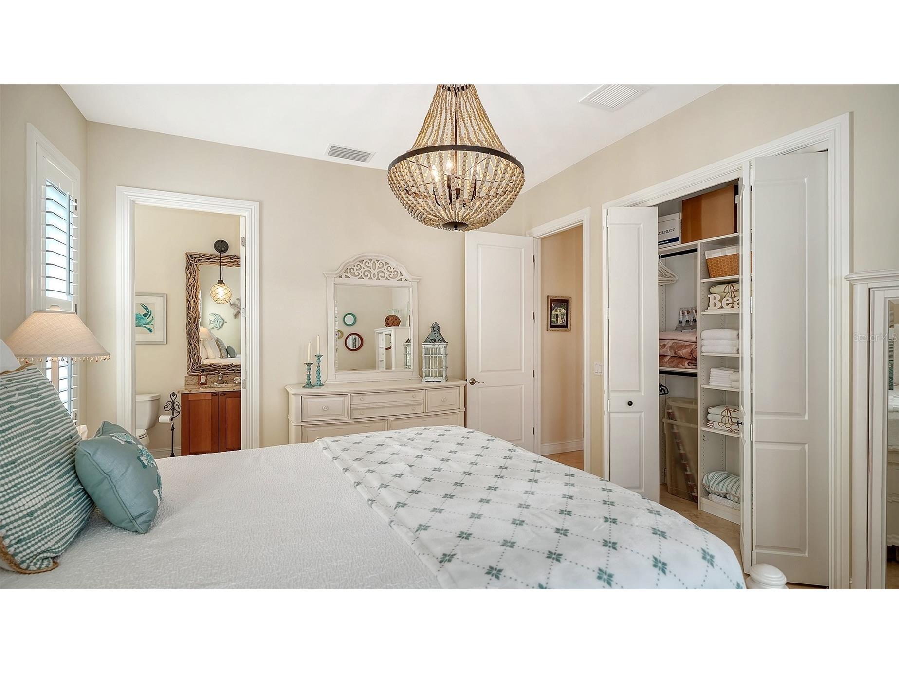 605 N Point Drive Holmes Beach FL 34217 - BIMINI BAY A4683720 image54