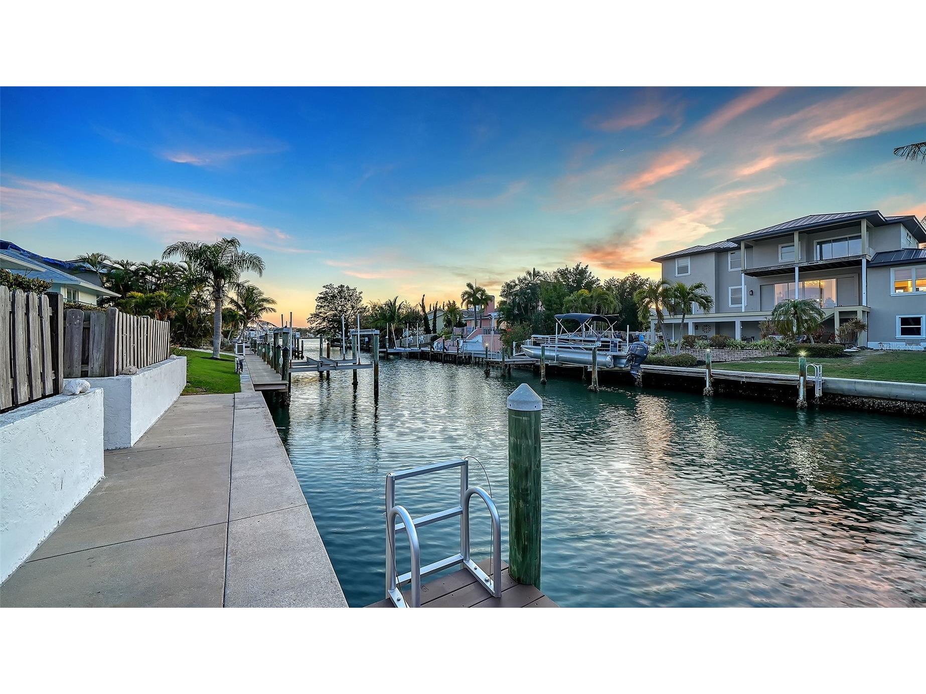 605 N Point Drive Holmes Beach FL 34217 - BIMINI BAY A4683720 image84