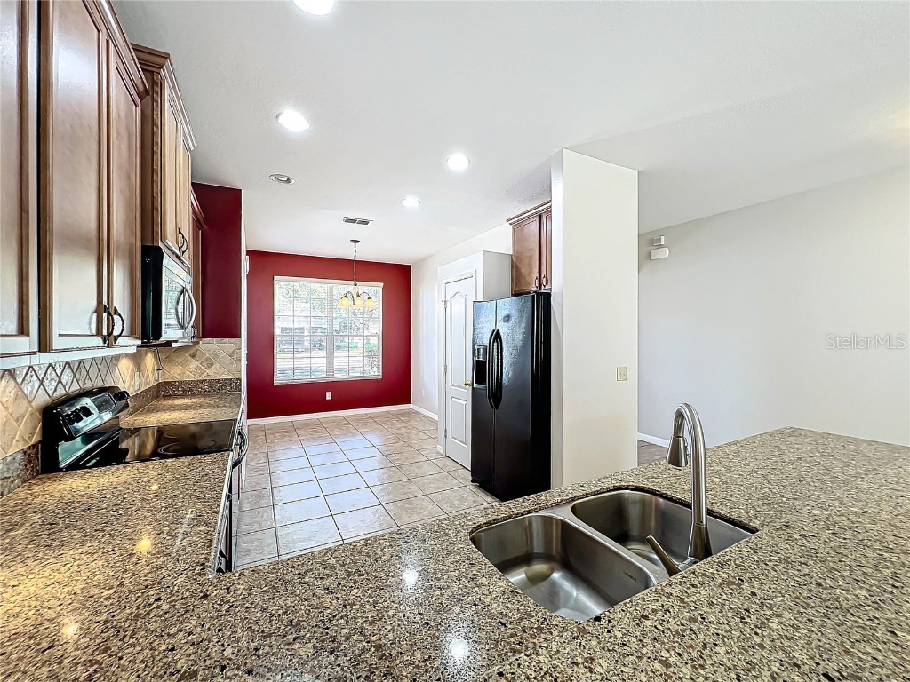 605 Parker Lee Loop Apopka FL 32712 O6365537 image2