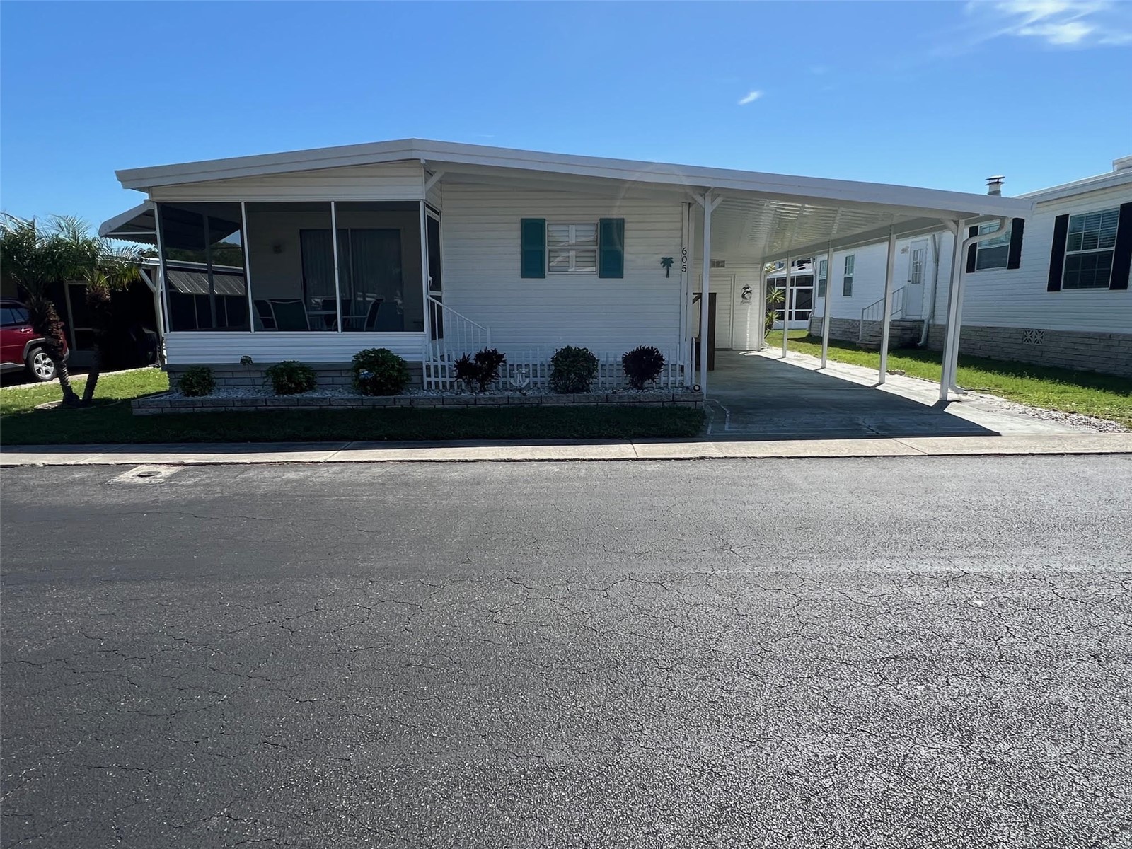 605 Queen Palm Street Largo FL 33778 TB8486797 image1