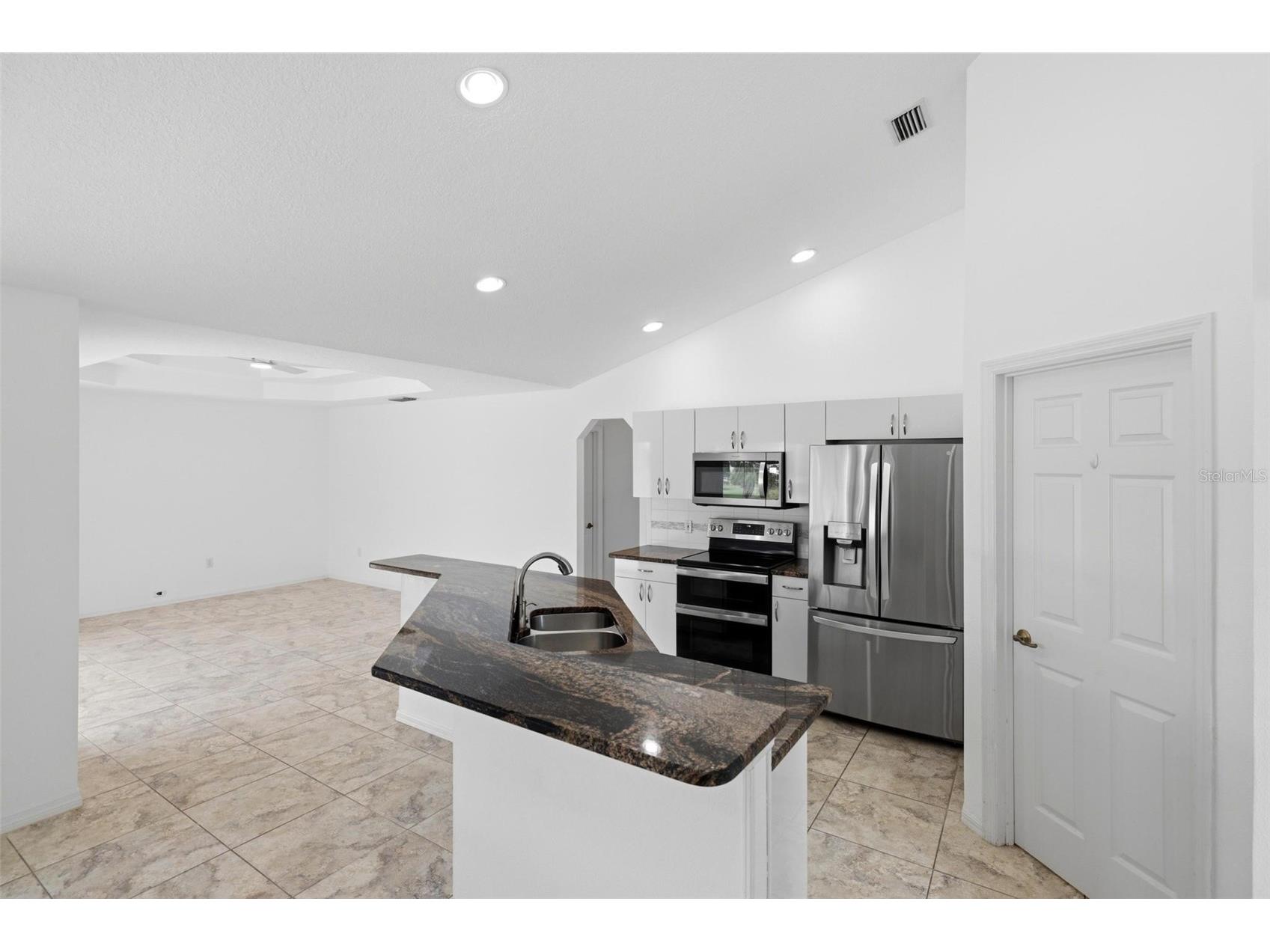 605 Rotonda Cir Rotonda West FL 33947 - ROTONDA RIVER N6143670 image22