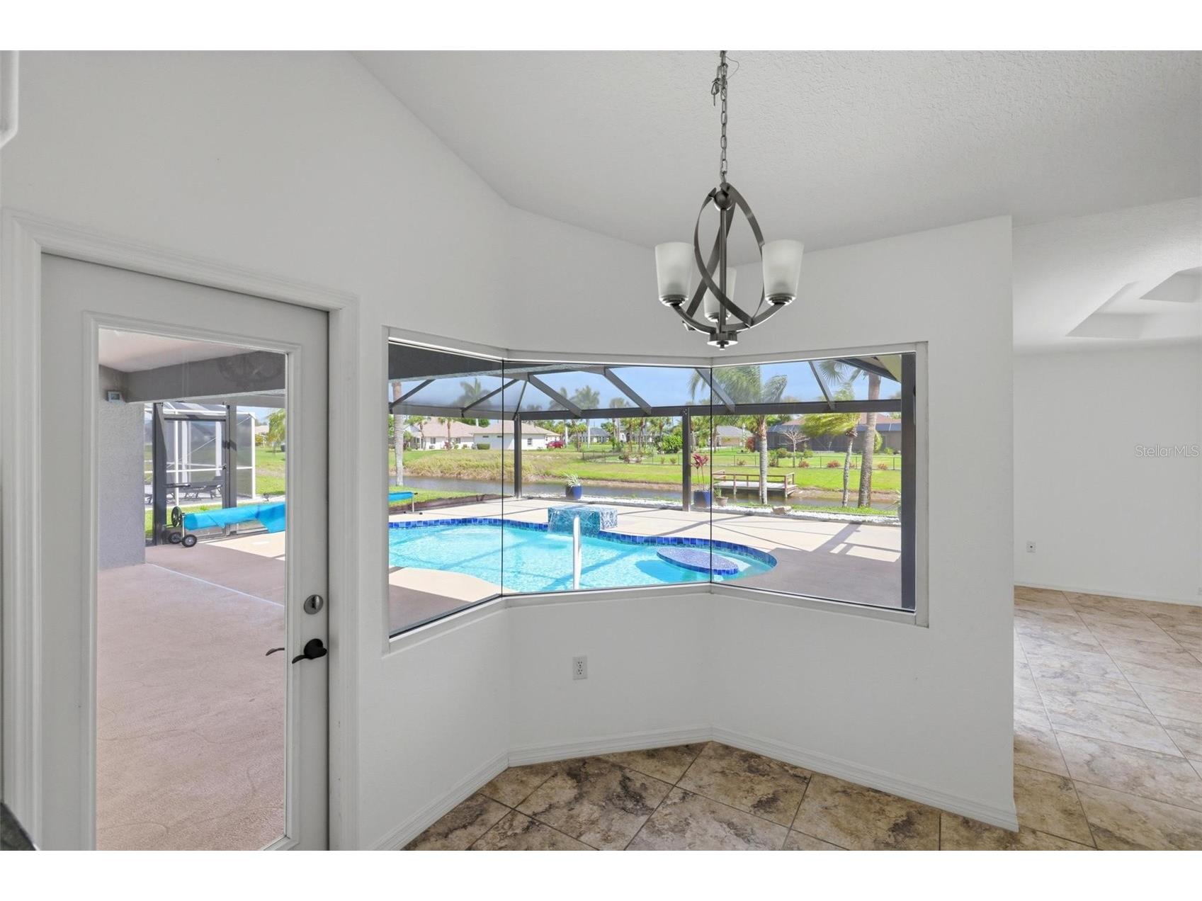 605 Rotonda Cir Rotonda West FL 33947 - ROTONDA RIVER N6143670 image27