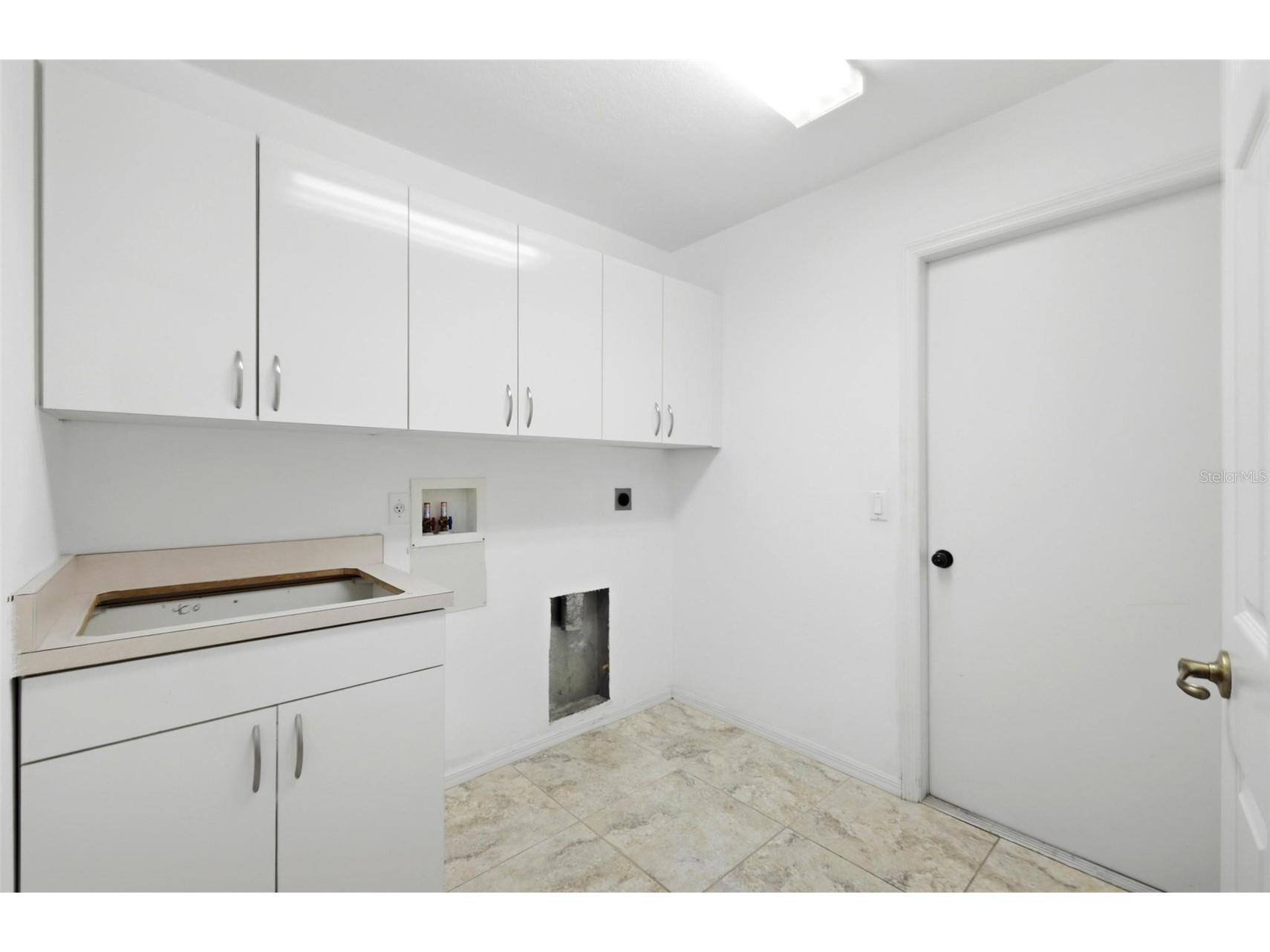 605 Rotonda Cir Rotonda West FL 33947 - ROTONDA RIVER N6143670 image47