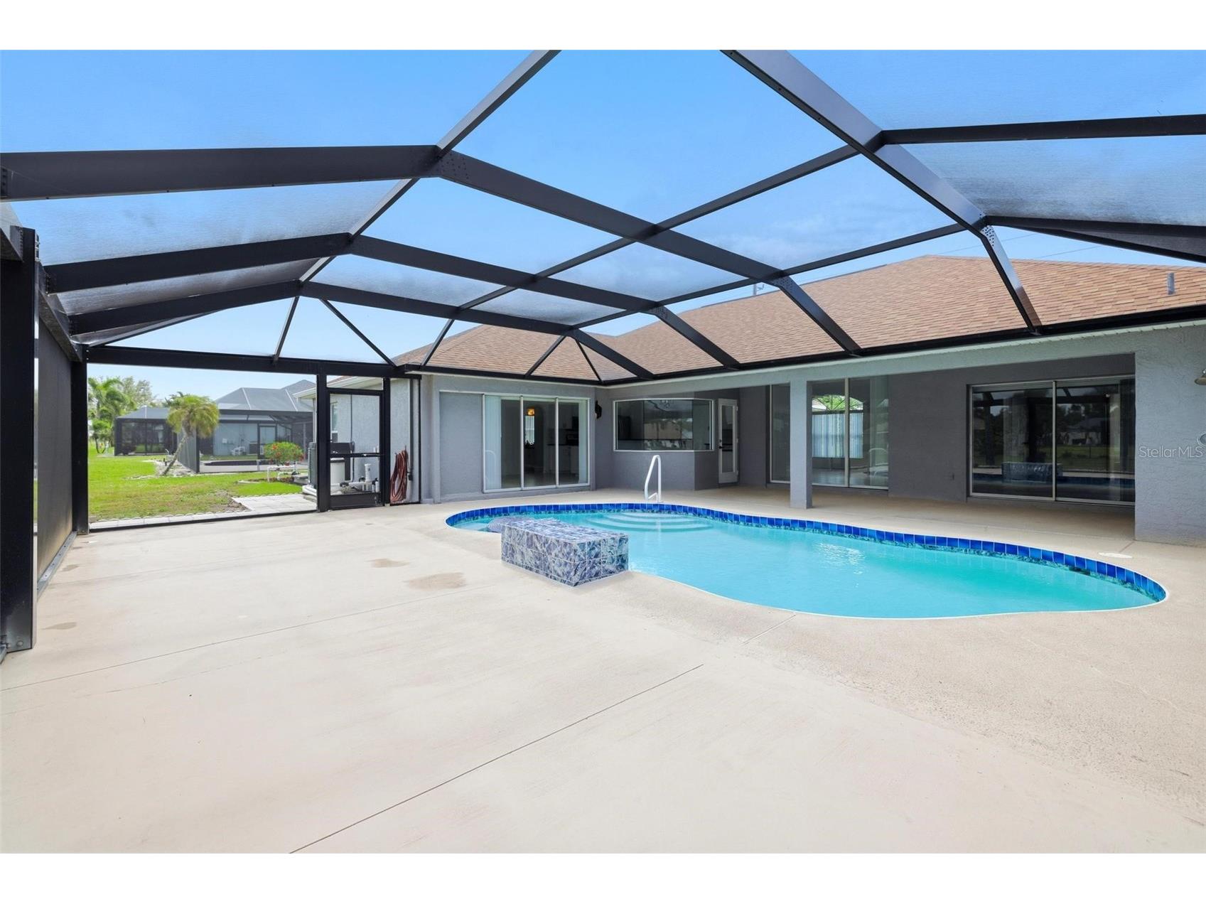 605 Rotonda Cir Rotonda West FL 33947 - ROTONDA RIVER N6143670 image6