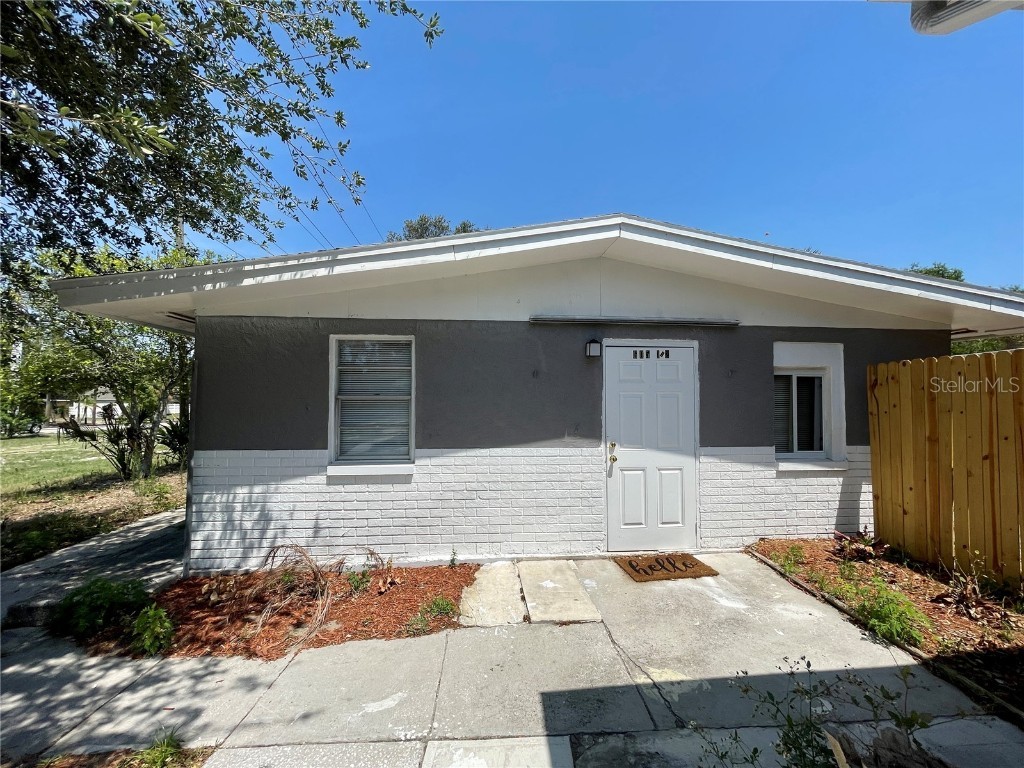 605 S Disston Avenue #1/2 Tarpon Springs FL 34689 T3457781 image1