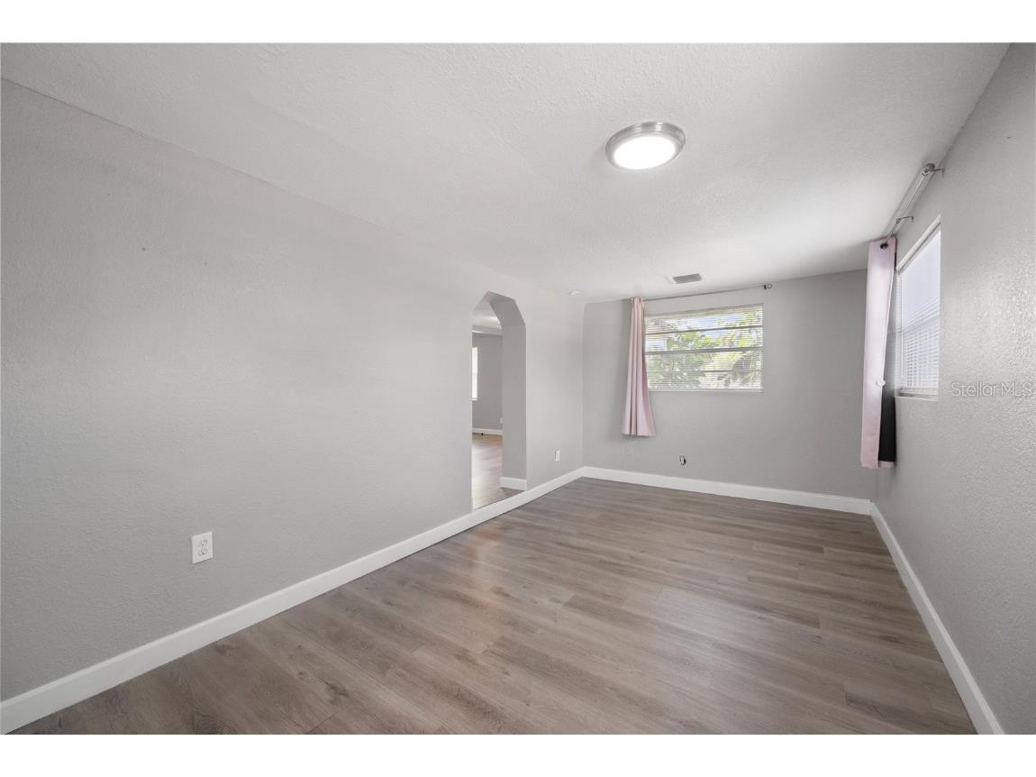 605 S Disston Avenue Tarpon Springs FL 34689 TB8454519 image3