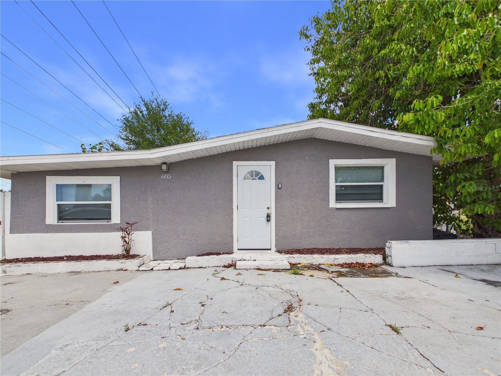 605 S Disston Avenue Tarpon Springs FL 34689 TB8511235 image1