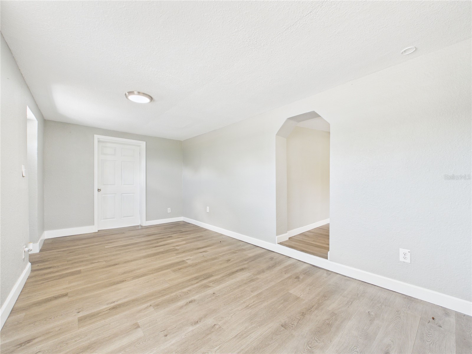 605 S Disston Avenue Tarpon Springs FL 34689 TB8511235 image13