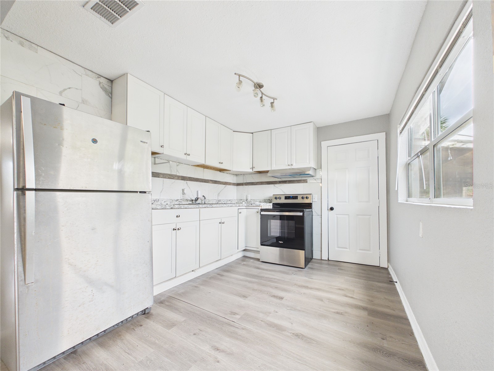 605 S Disston Avenue Tarpon Springs FL 34689 TB8511235 image15