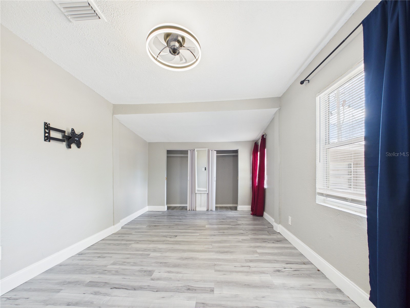605 S Disston Avenue Tarpon Springs FL 34689 TB8511235 image18