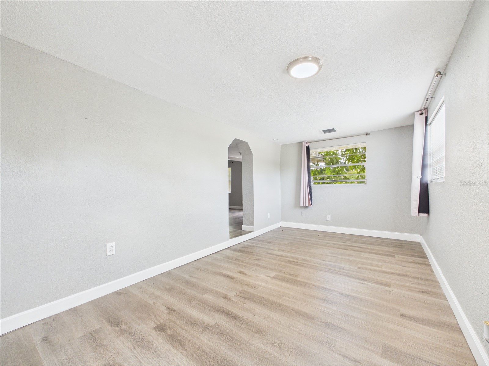 605 S Disston Avenue Tarpon Springs FL 34689 TB8511235 image3