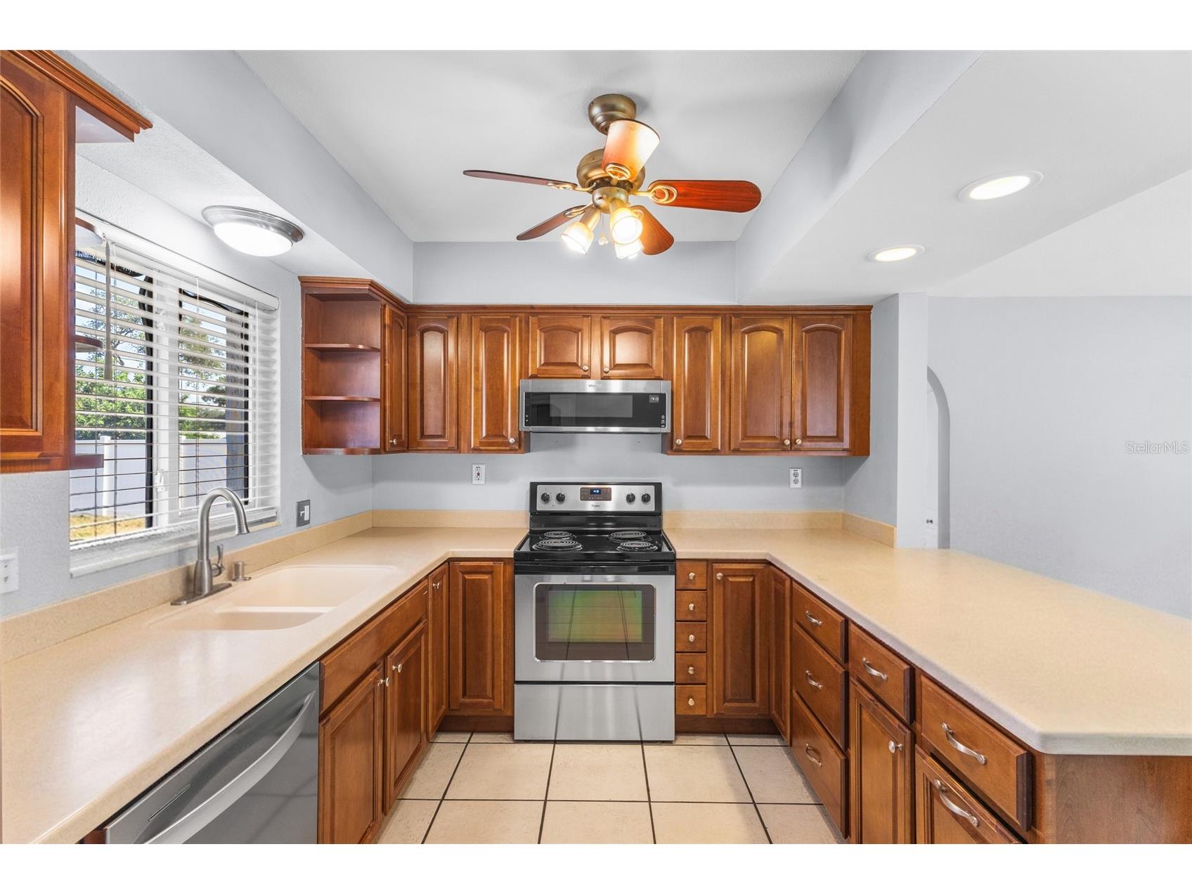 605 S Florida Avenue Tarpon Springs FL 34689 TB8524031 image2