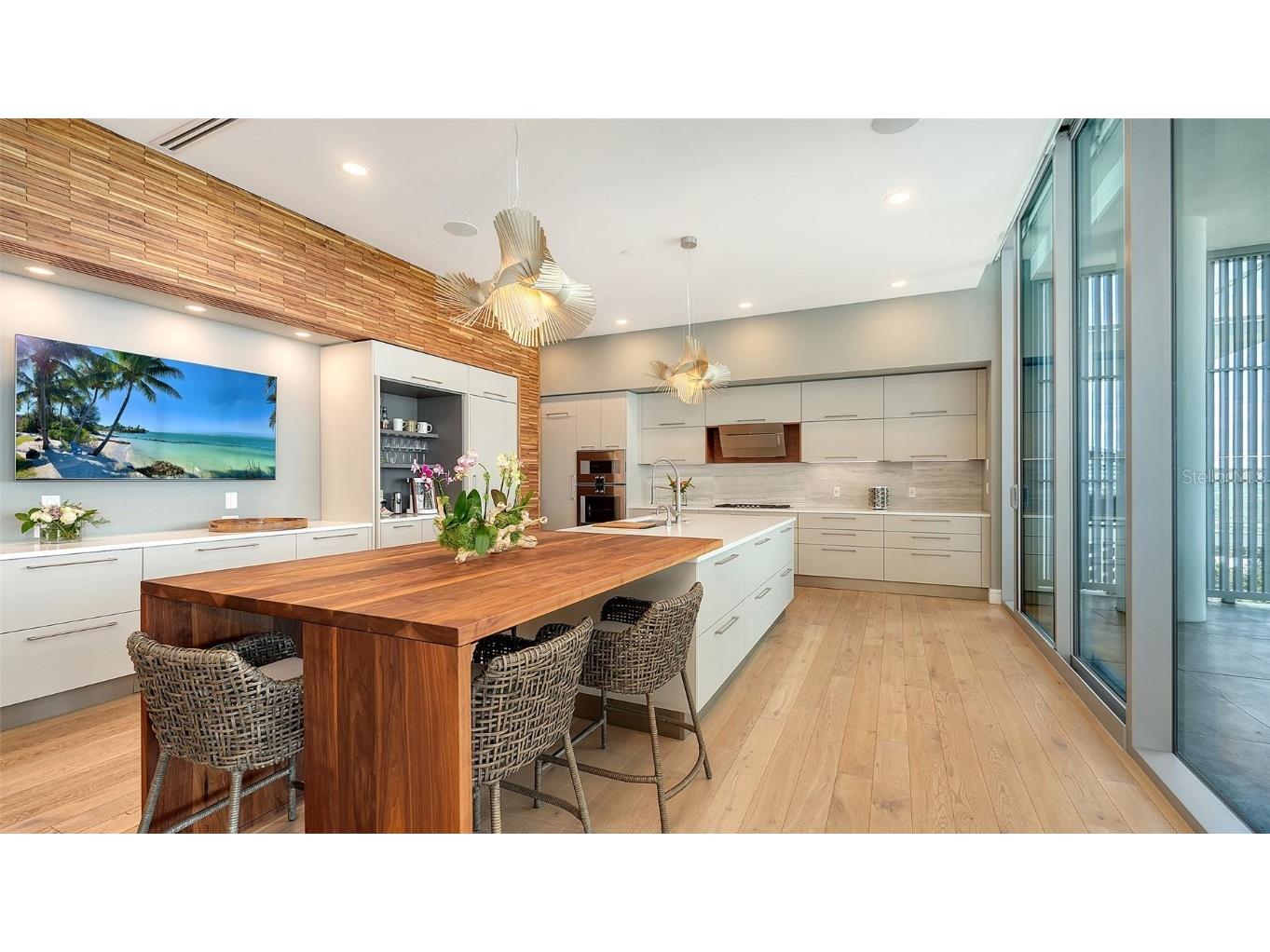 605 S Gulfstream Avenue #12 Sarasota FL 34236 A4665044 image10