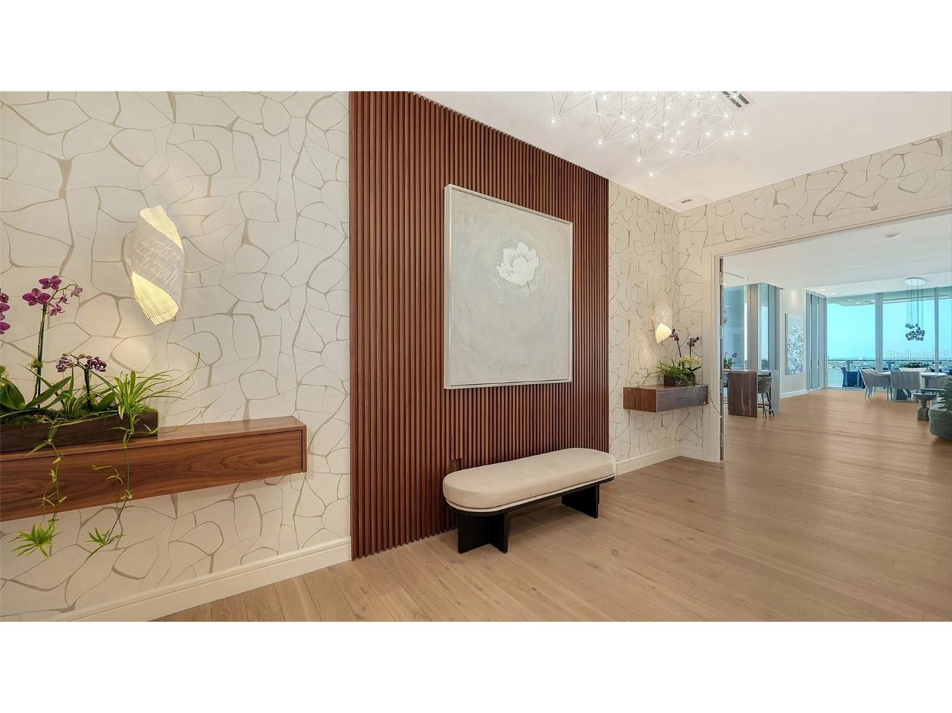 605 S Gulfstream Avenue #12 Sarasota FL 34236 A4665044 image3