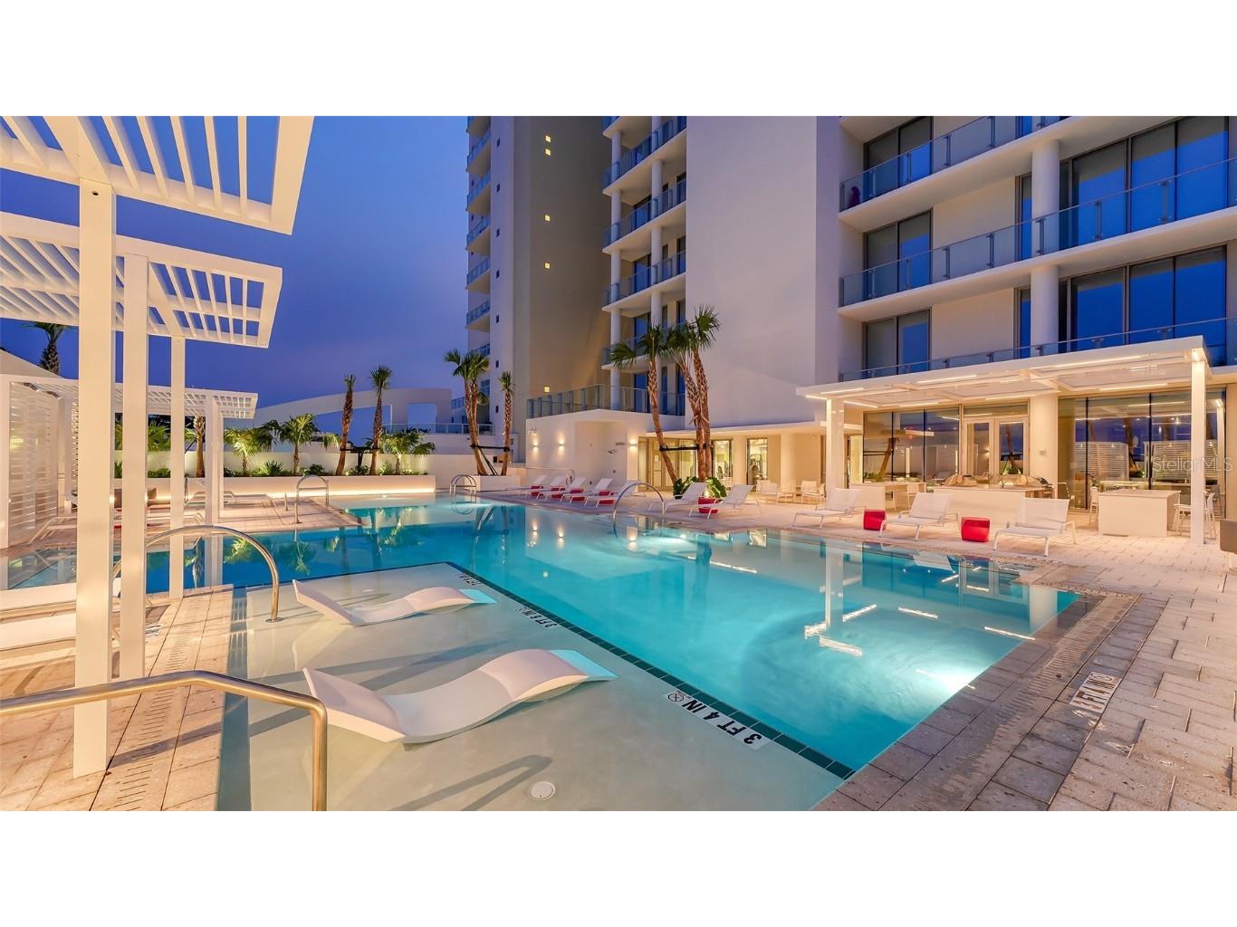 605 S Gulfstream Avenue #12 Sarasota FL 34236 A4665044 image38