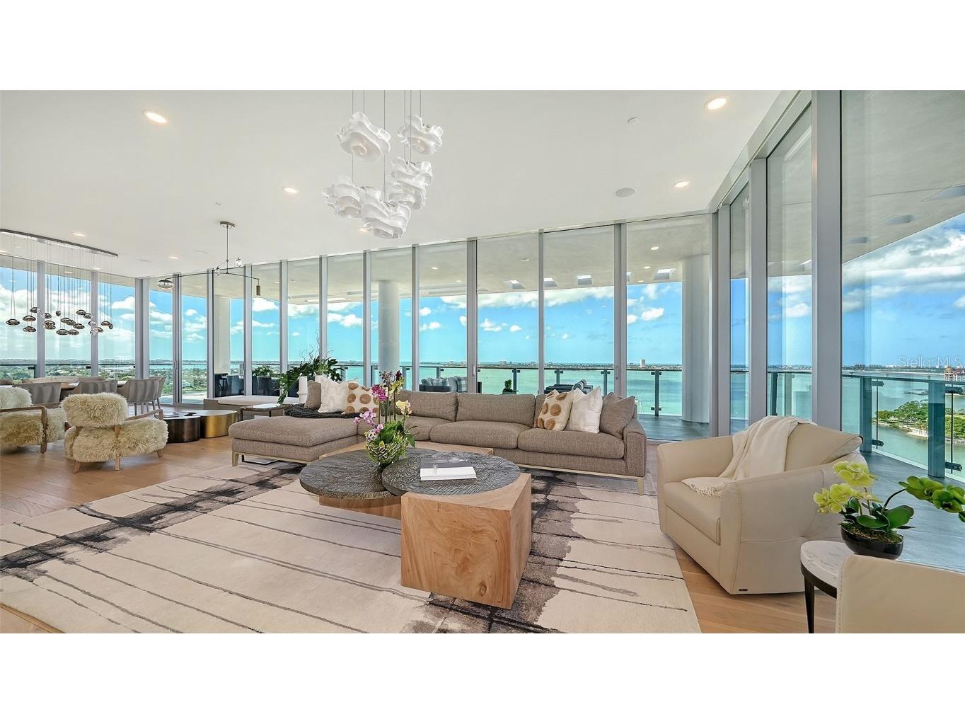 605 S Gulfstream Avenue #12 Sarasota FL 34236 A4665044 image4