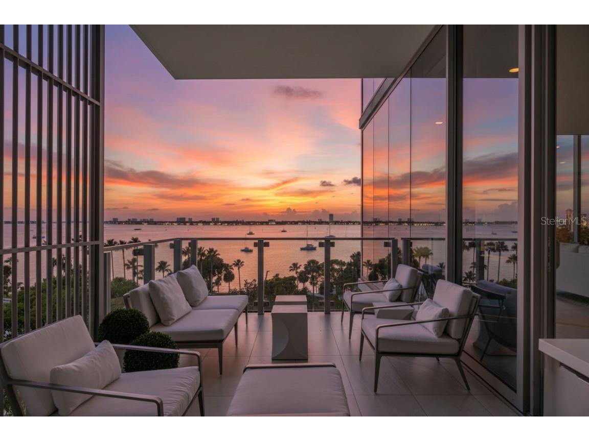 605 S Gulfstream Avenue #5S Sarasota FL 34236 - SARASOTA BAY A4662263 image12